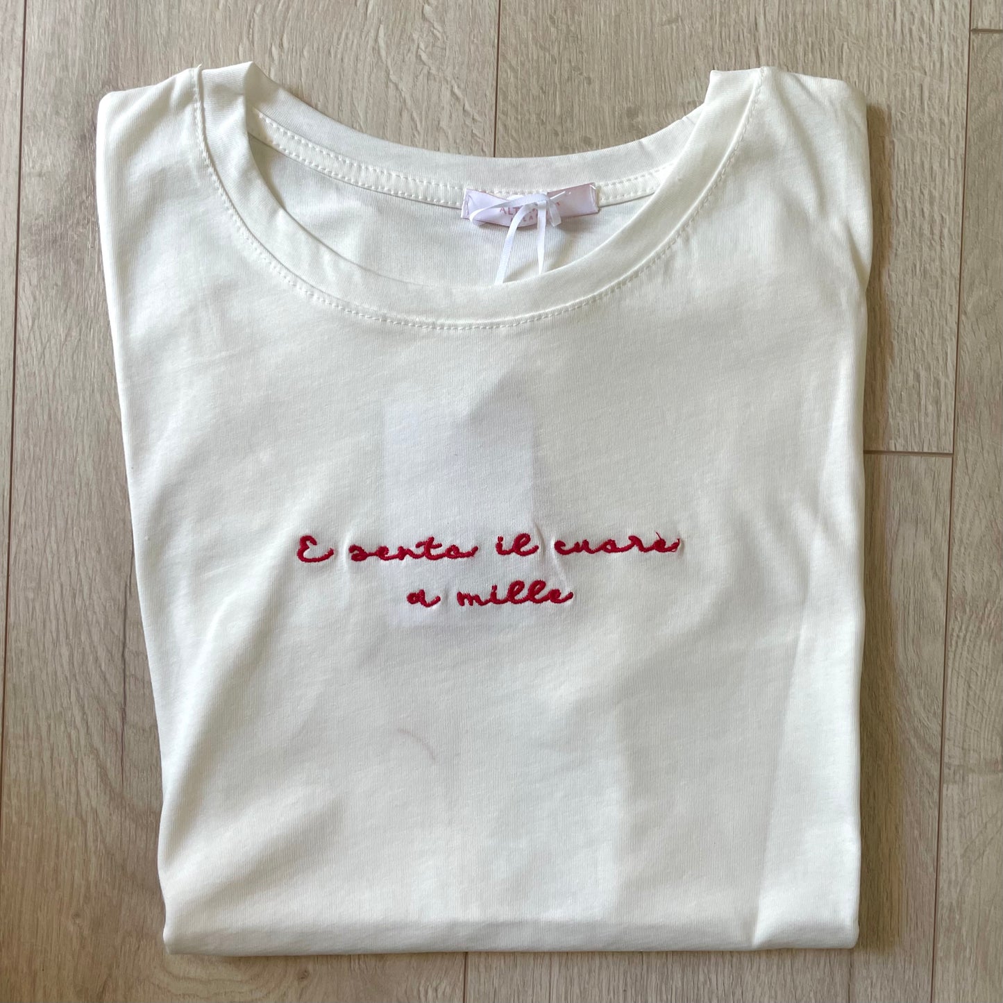 T-shirt Ricamata