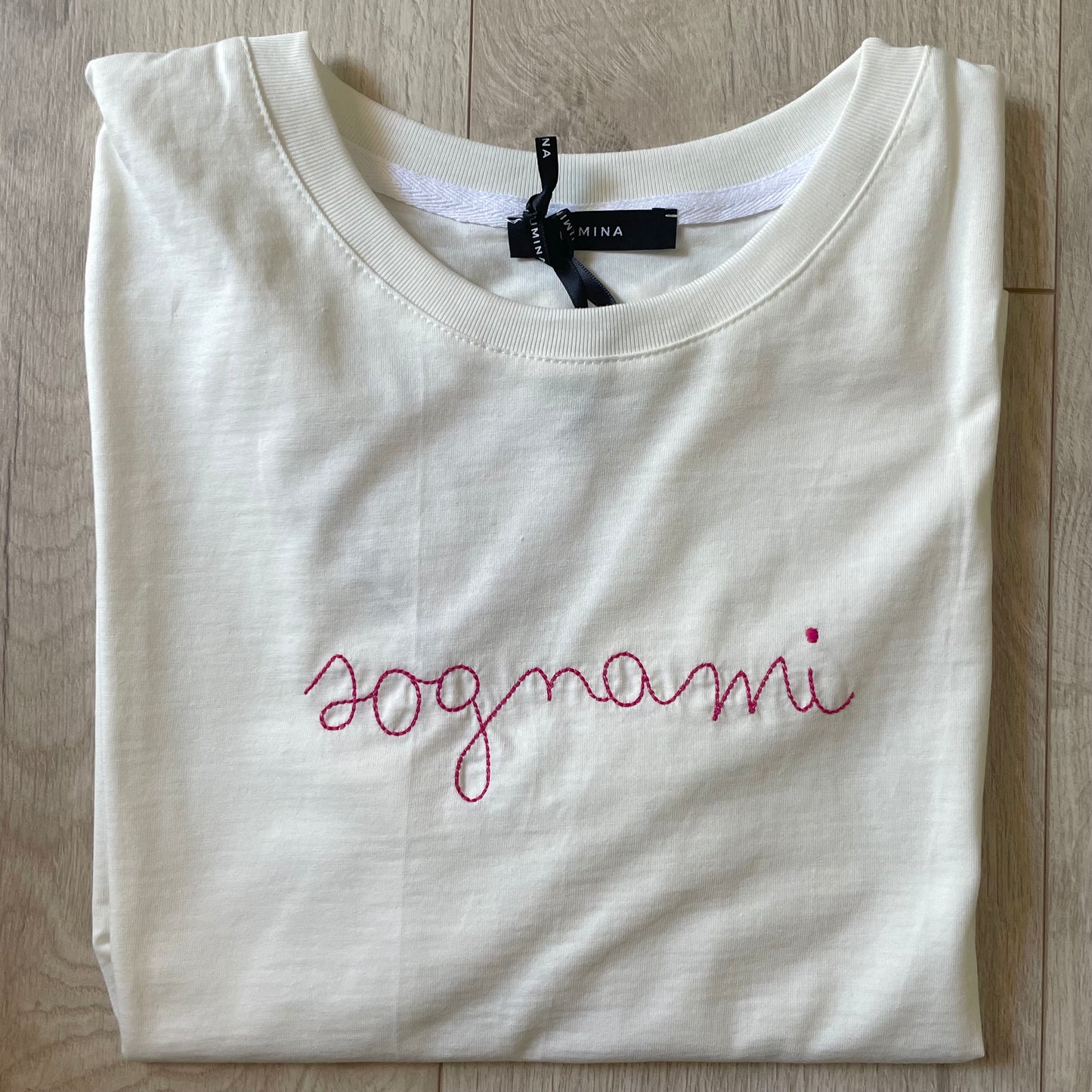 T-shirt Ricamata