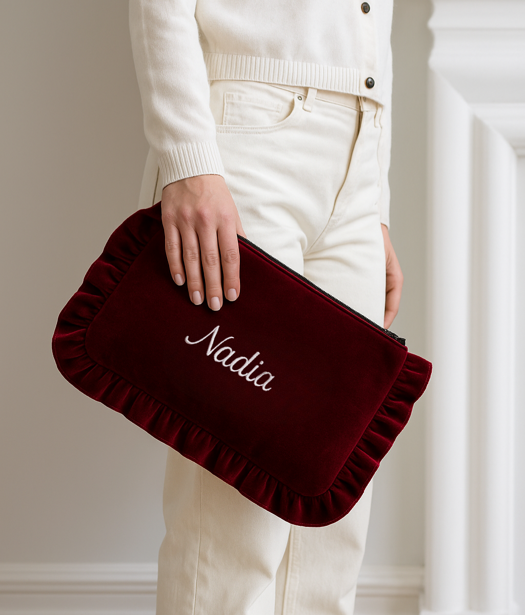 Pochette Ricamata con Volant