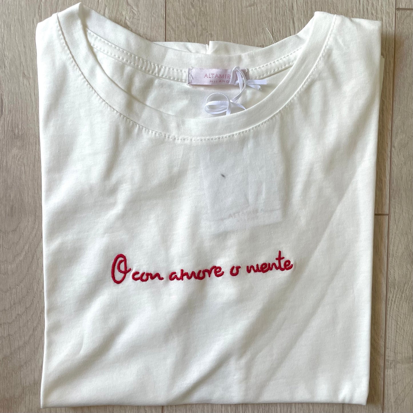 T-shirt Ricamata